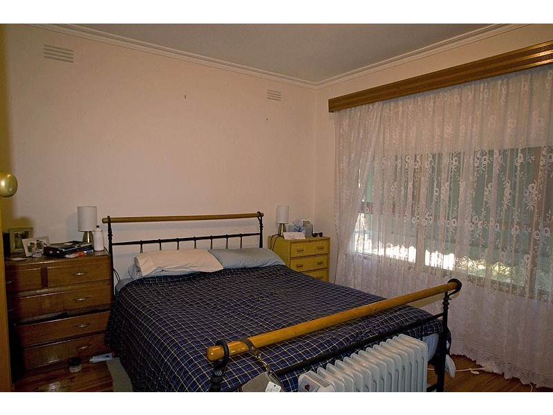 Flora Hill VIC 3550