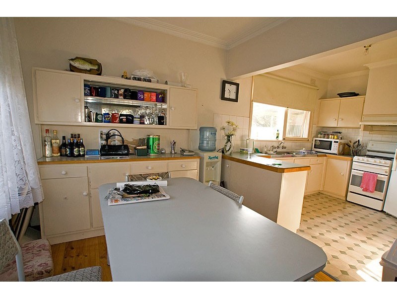 Flora Hill VIC 3550