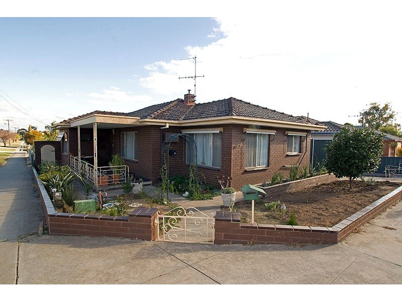 1 Grace Street, White Hills VIC 3550