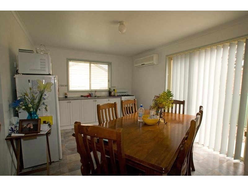 1/50 Hodgson Street REFRESHABLE, Eaglehawk VIC 3556
