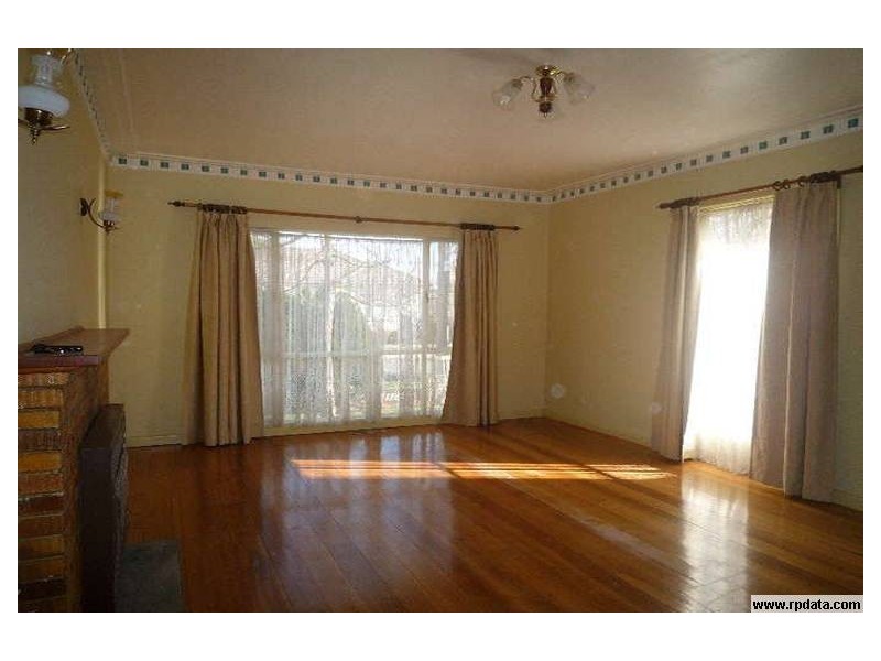 .37 Morsehead Crt, White Hills VIC 3550