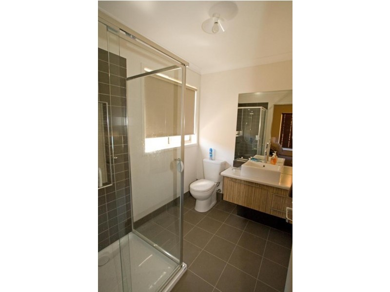 10 Sheard Street, California Gully VIC 3556