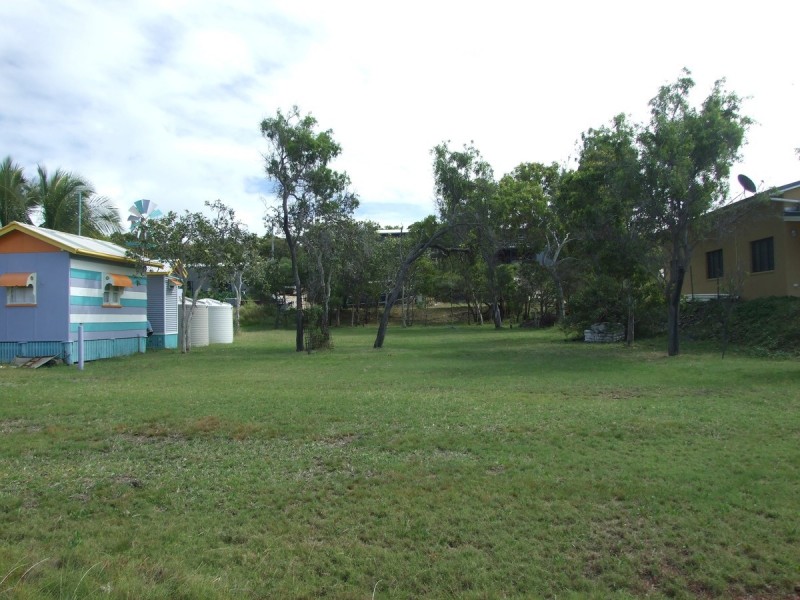 26 Schnapper Drive, Stanage QLD 4702