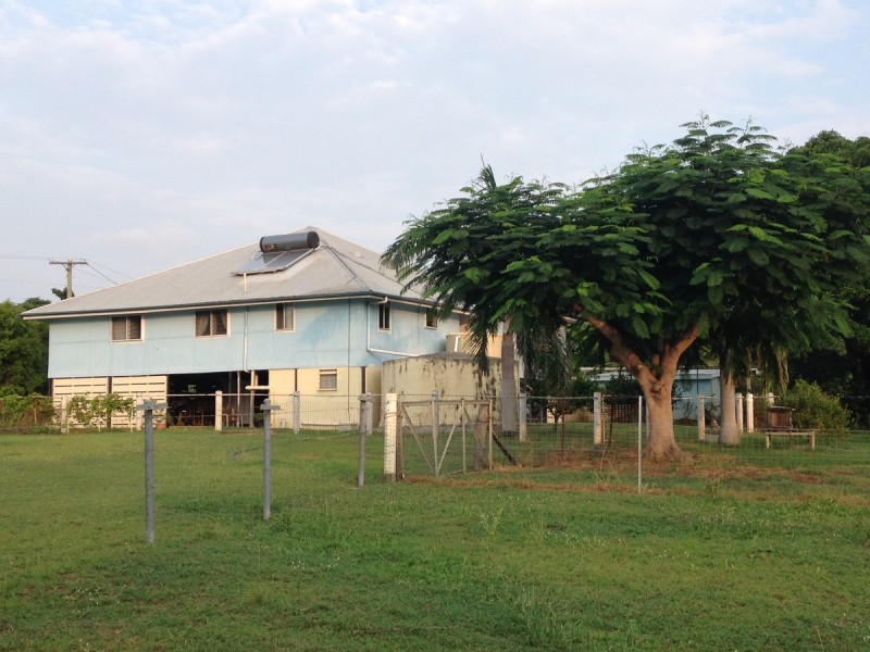 55799 Bruce Highway, Raglan QLD 4697