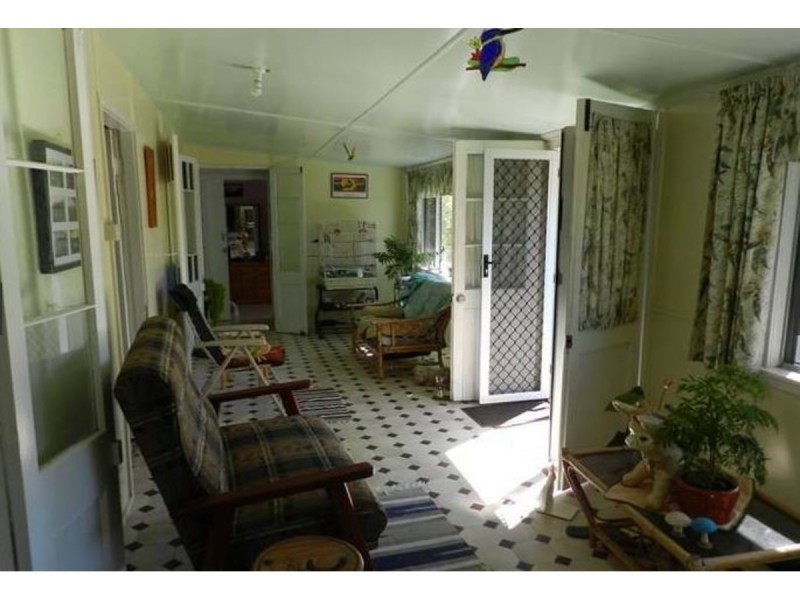 55799 Bruce Highway, Raglan QLD 4697