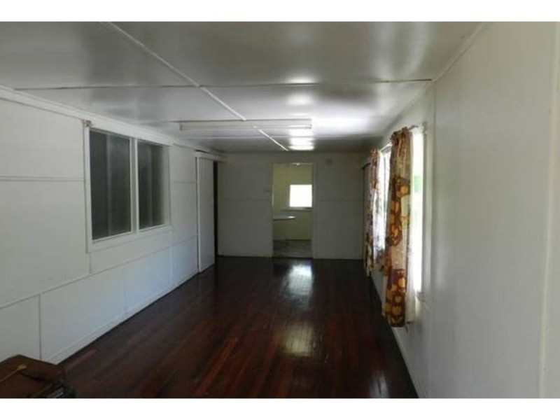 55799 Bruce Highway, Raglan QLD 4697