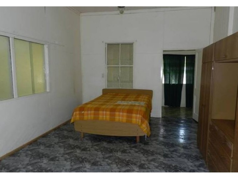 55799 Bruce Highway, Raglan QLD 4697