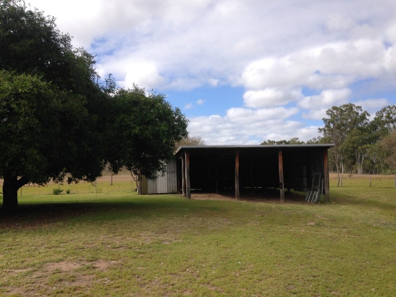 213 Sandy Creek Road, Bushley QLD 4702