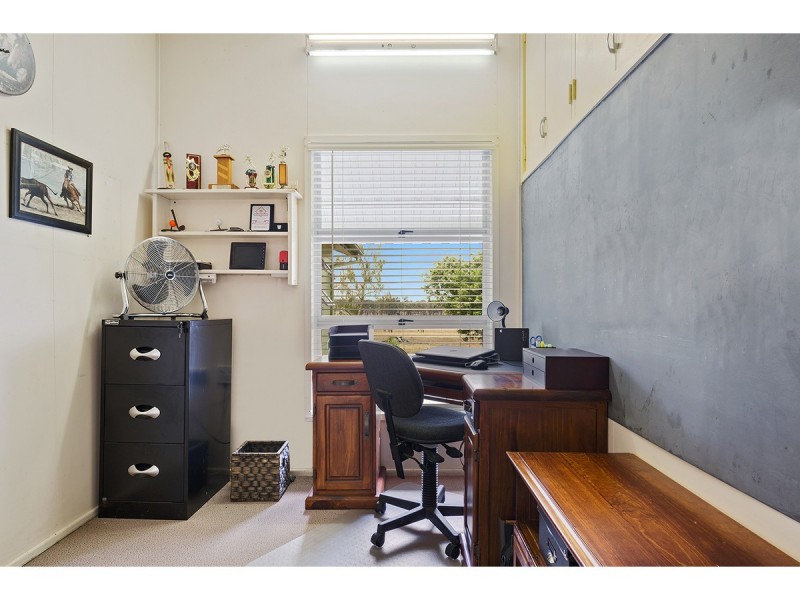 218 South Yaamba Road, Alton Downs QLD 4702