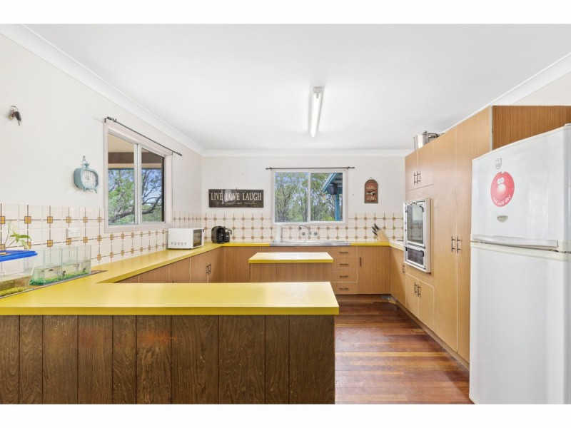 90 Neerkol Road, Stanwell QLD 4702