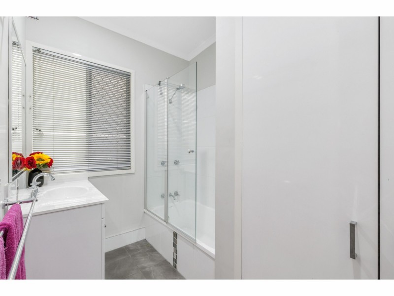 12 Churchill Street, Park Avenue QLD 4701