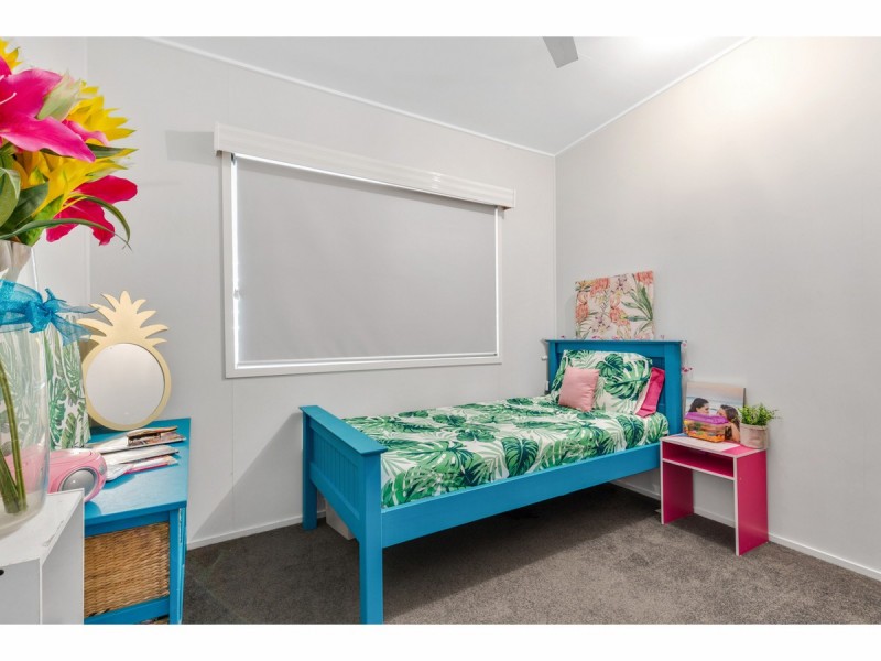 12 Churchill Street, Park Avenue QLD 4701