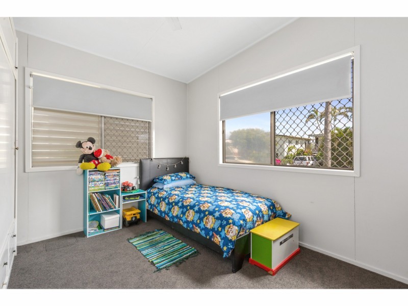12 Churchill Street, Park Avenue QLD 4701