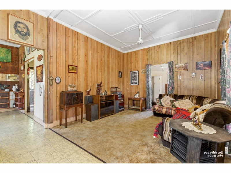 34 Thomasson Street, Park Avenue QLD 4701