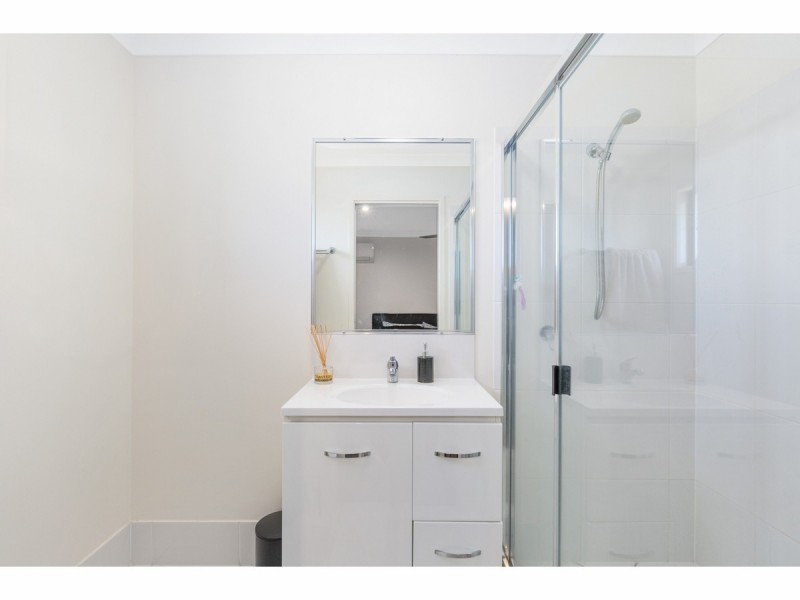 15 Brodie Drive, Gracemere QLD 4702