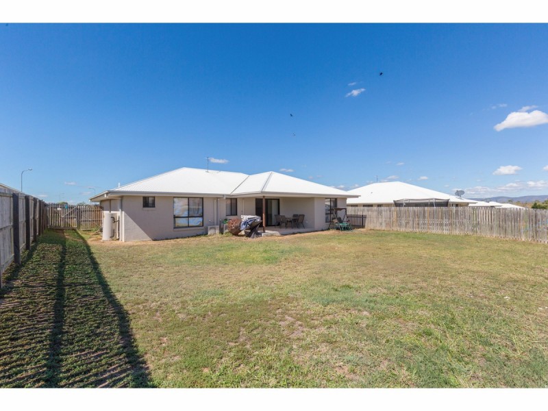 15 Brodie Drive, Gracemere QLD 4702