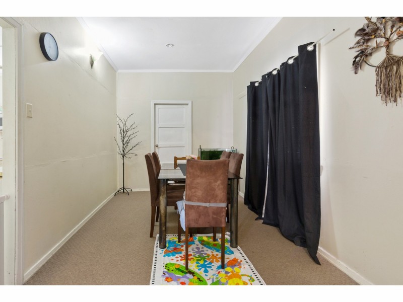 5 Tomkins Street, Berserker QLD 4701