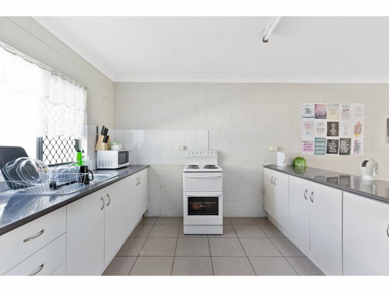 1/40 Maloney Street, Kawana QLD 4701