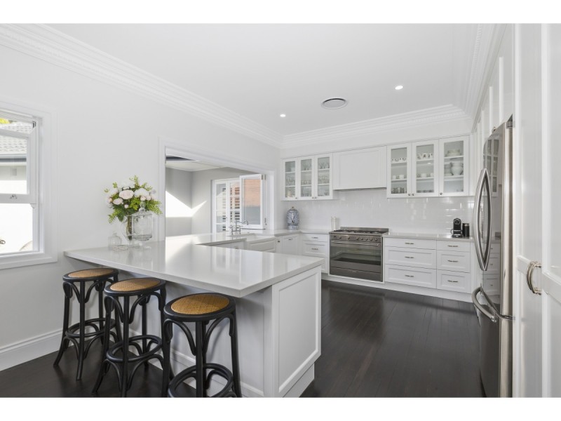 51 Agnes Street, The Range QLD 4700