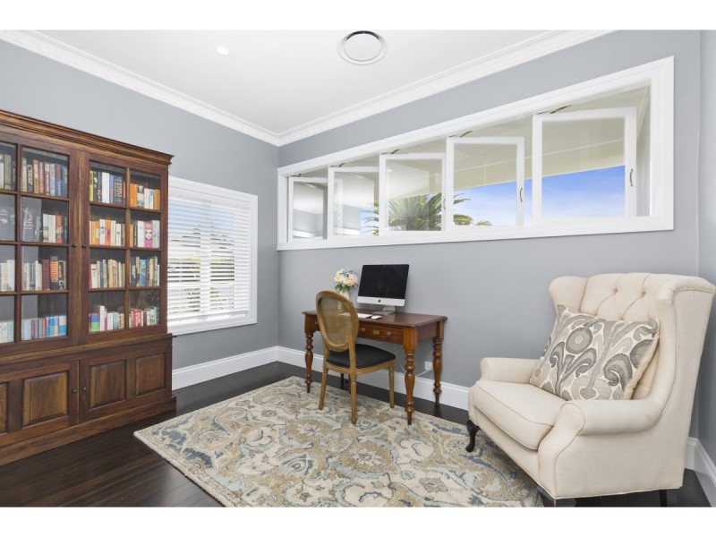 51 Agnes Street, The Range QLD 4700