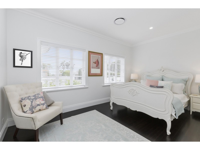 51 Agnes Street, The Range QLD 4700