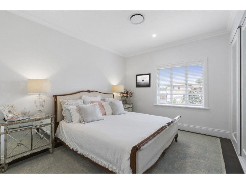 51 Agnes Street, The Range QLD 4700