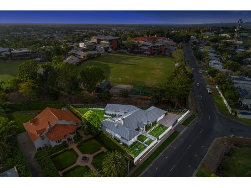 51 Agnes Street, The Range QLD 4700