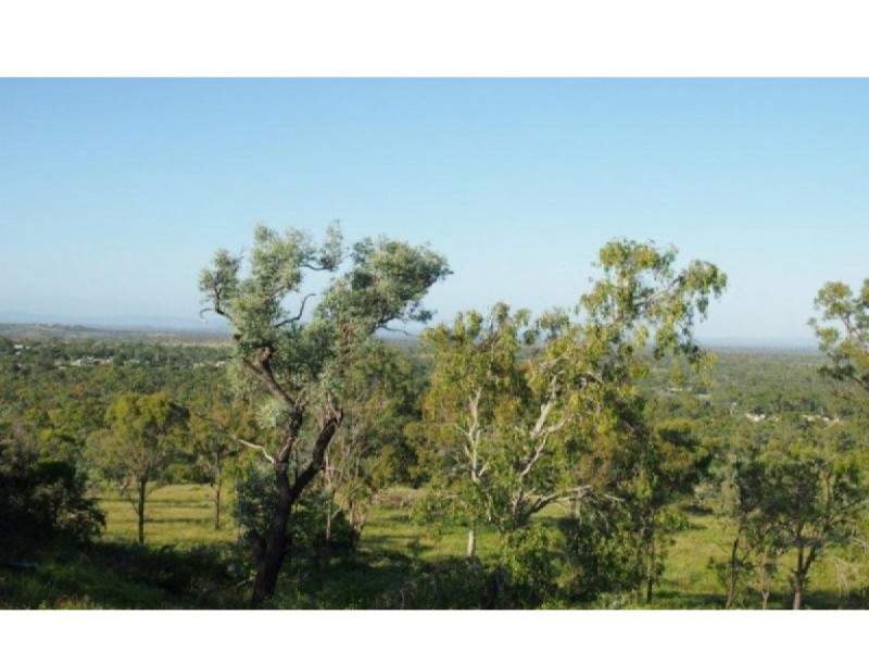 305 Fairmont Terrace, Rockyview QLD 4701