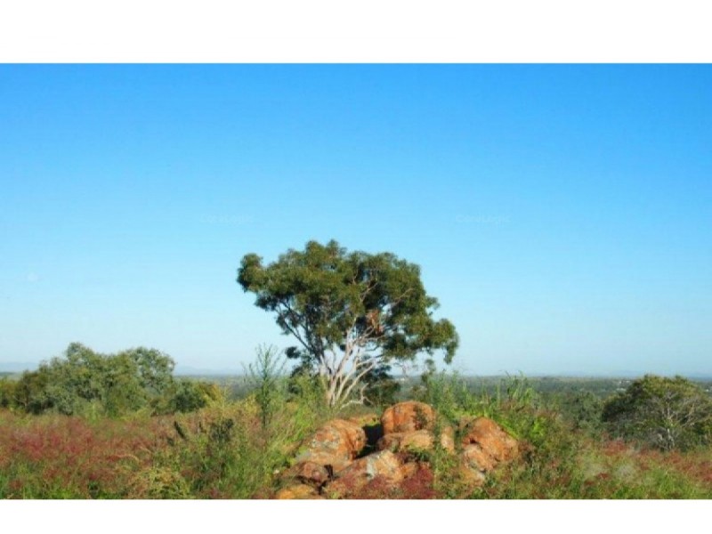 305 Fairmont Terrace, Rockyview QLD 4701