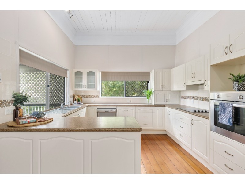 1 Menkin Place, Frenchville QLD 4701