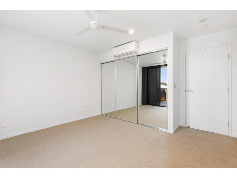 201/58 Victoria Parade, Rockhampton City QLD 4700