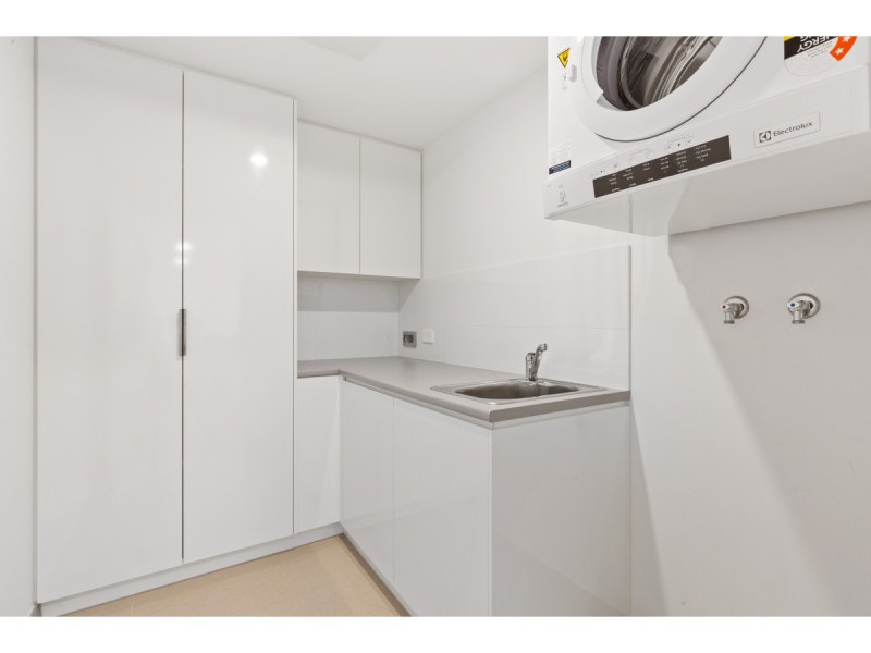 201/58 Victoria Parade, Rockhampton City QLD 4700