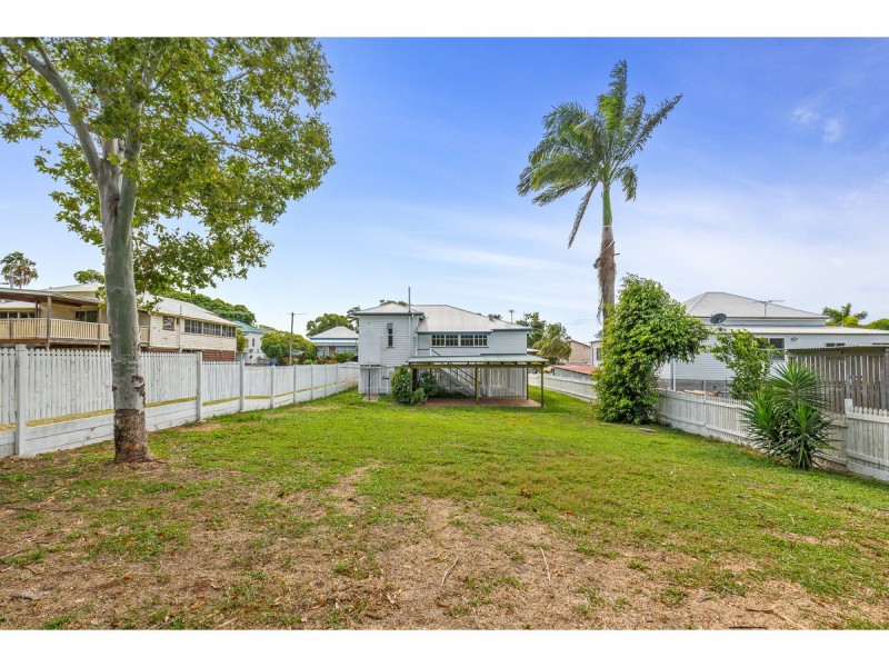 41 Separation Street, Allenstown QLD 4700