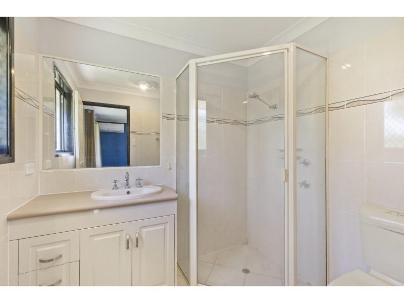 2 Kendall Court, Rockyview QLD 4701