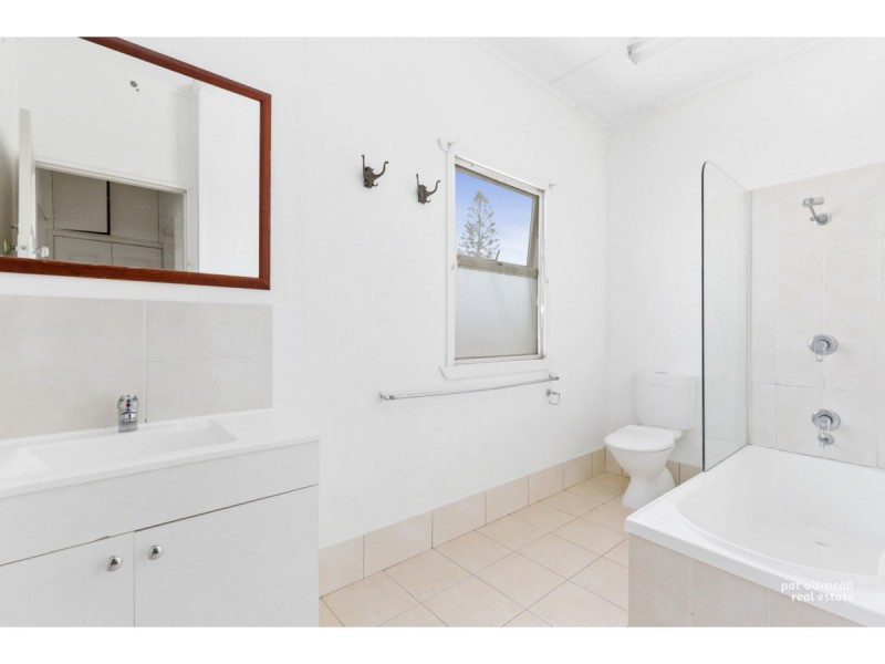 297 Berserker Street, Berserker QLD 4701