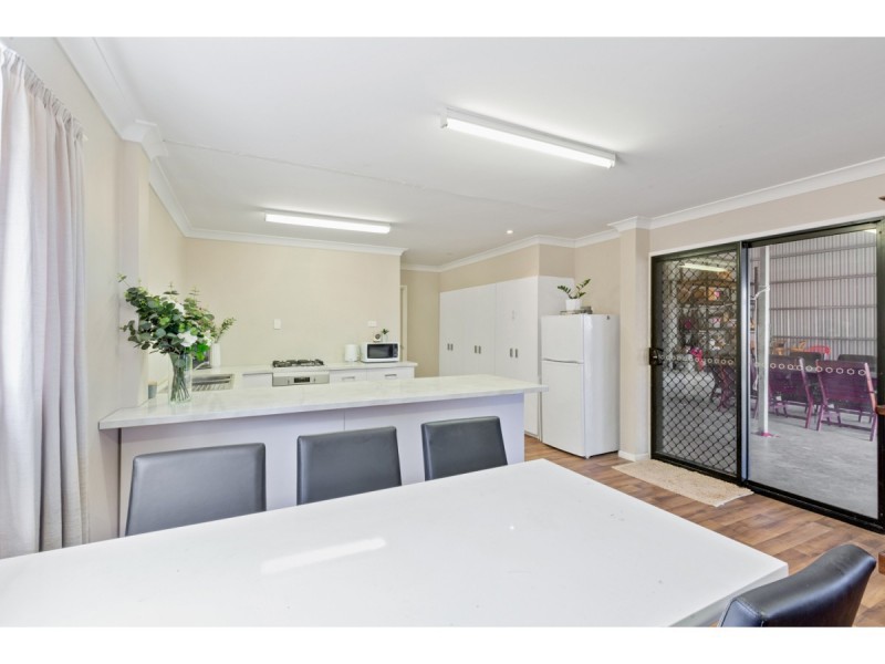 496 Yeppoon Road, Limestone Creek QLD 4701