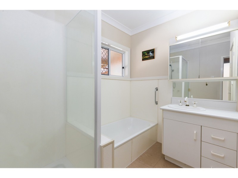 137 Cooper Street, Koongal QLD 4701