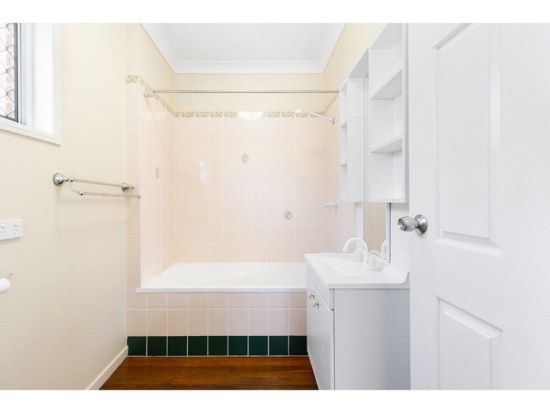 137 Cooper Street, Koongal QLD 4701