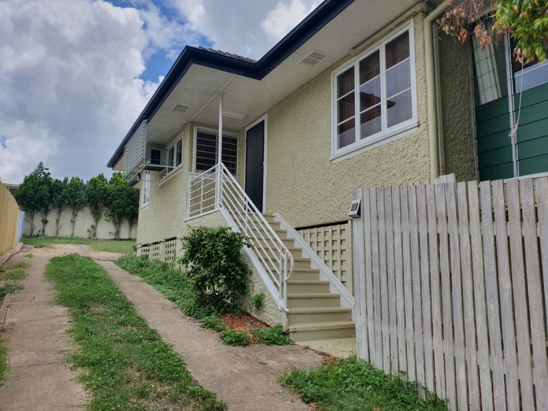 38 Cousins Street, The Range QLD 4700