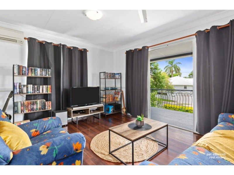 90 Ward Street, The Range QLD 4700