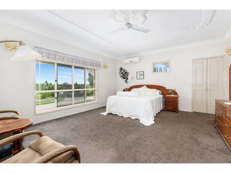 65 Angela Road, Rockyview QLD 4701