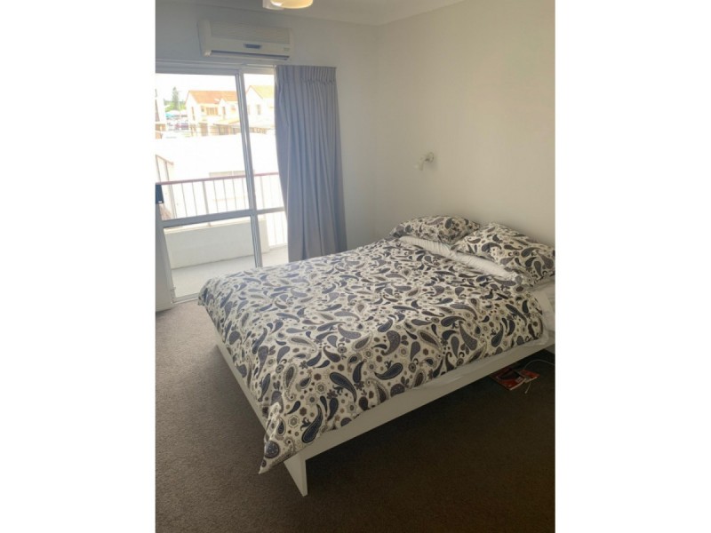 4/14 Victoria Parade, Rockhampton City QLD 4700