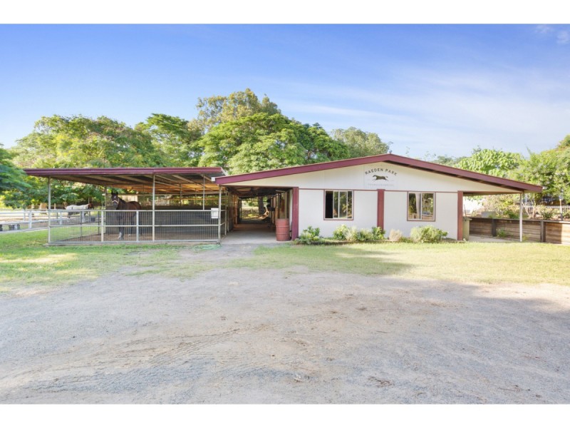 5 Bernard Street, Berserker QLD 4701