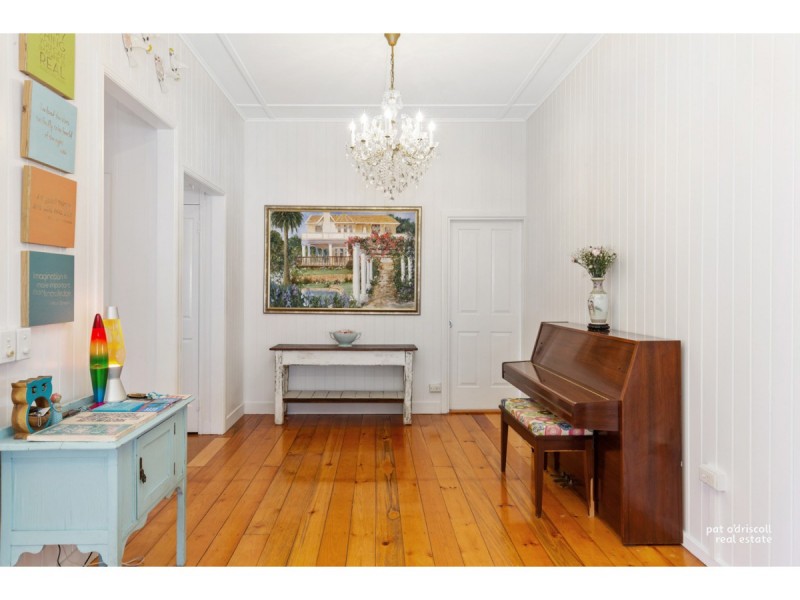 64 Agnes Street, The Range QLD 4700