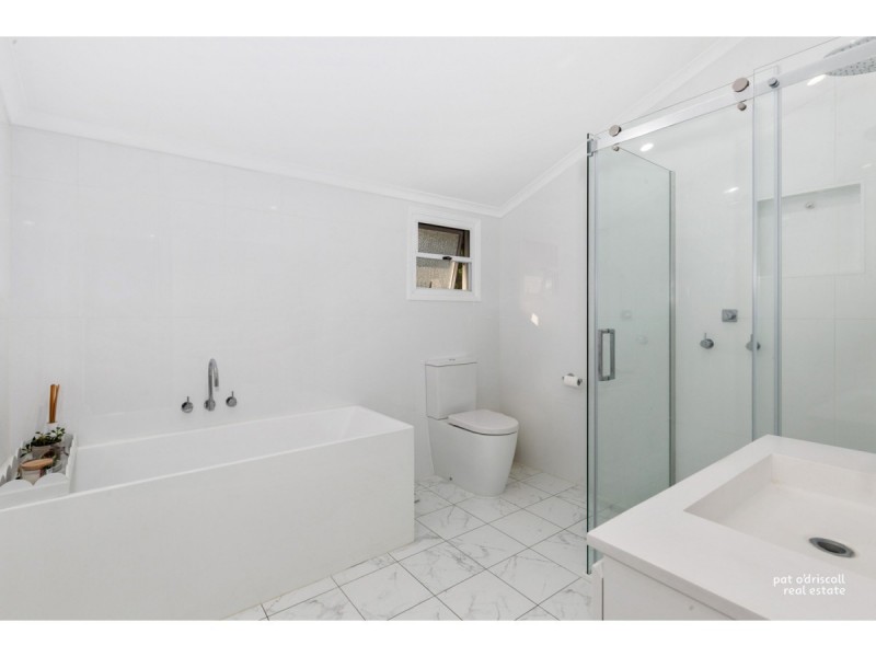 64 Agnes Street, The Range QLD 4700