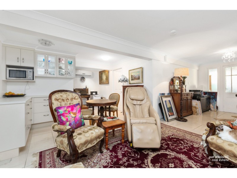 64 Agnes Street, The Range QLD 4700