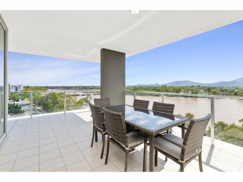 703/102 Victoria Parade, Rockhampton City QLD 4700