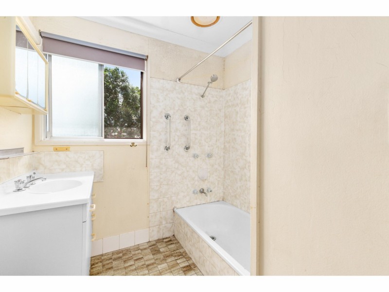 251 Richardson Road, Kawana QLD 4701