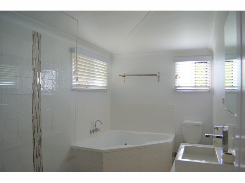 28 Church Street, Allenstown QLD 4700