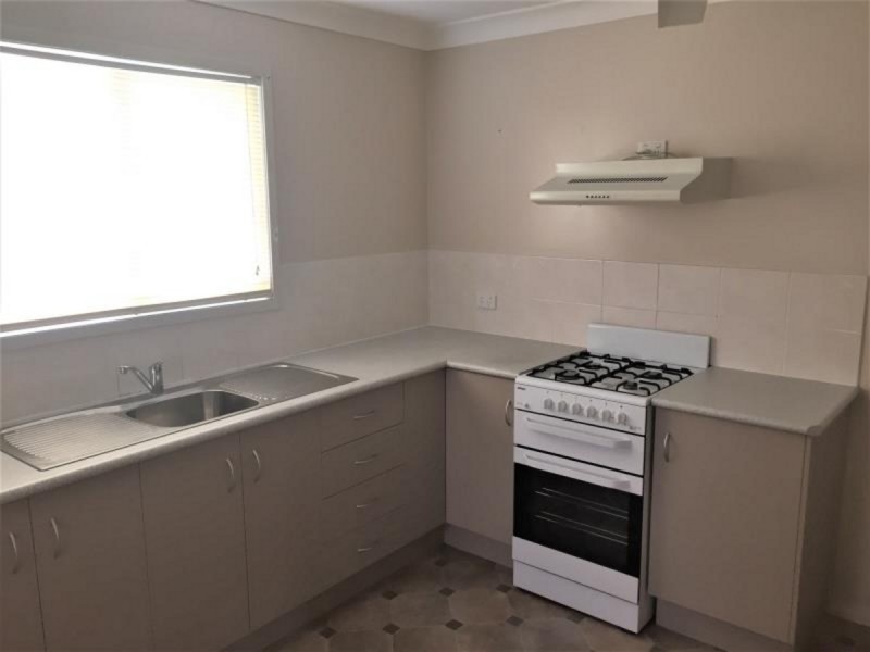 26 Wackford Street, Park Avenue QLD 4701